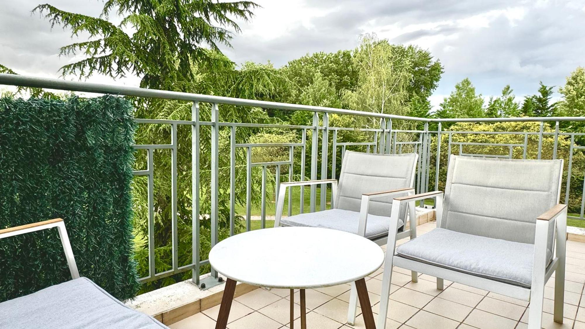 Appartement Central 6 Personnes A 10 Minutes De Disneyland Монтеврен Экстерьер фото